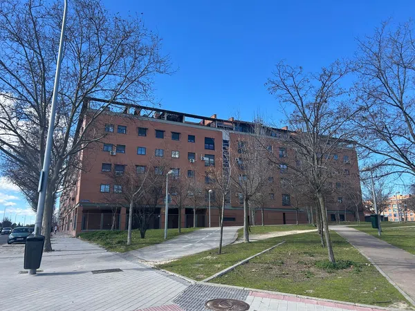 Piso en calle de Malmoe, 77