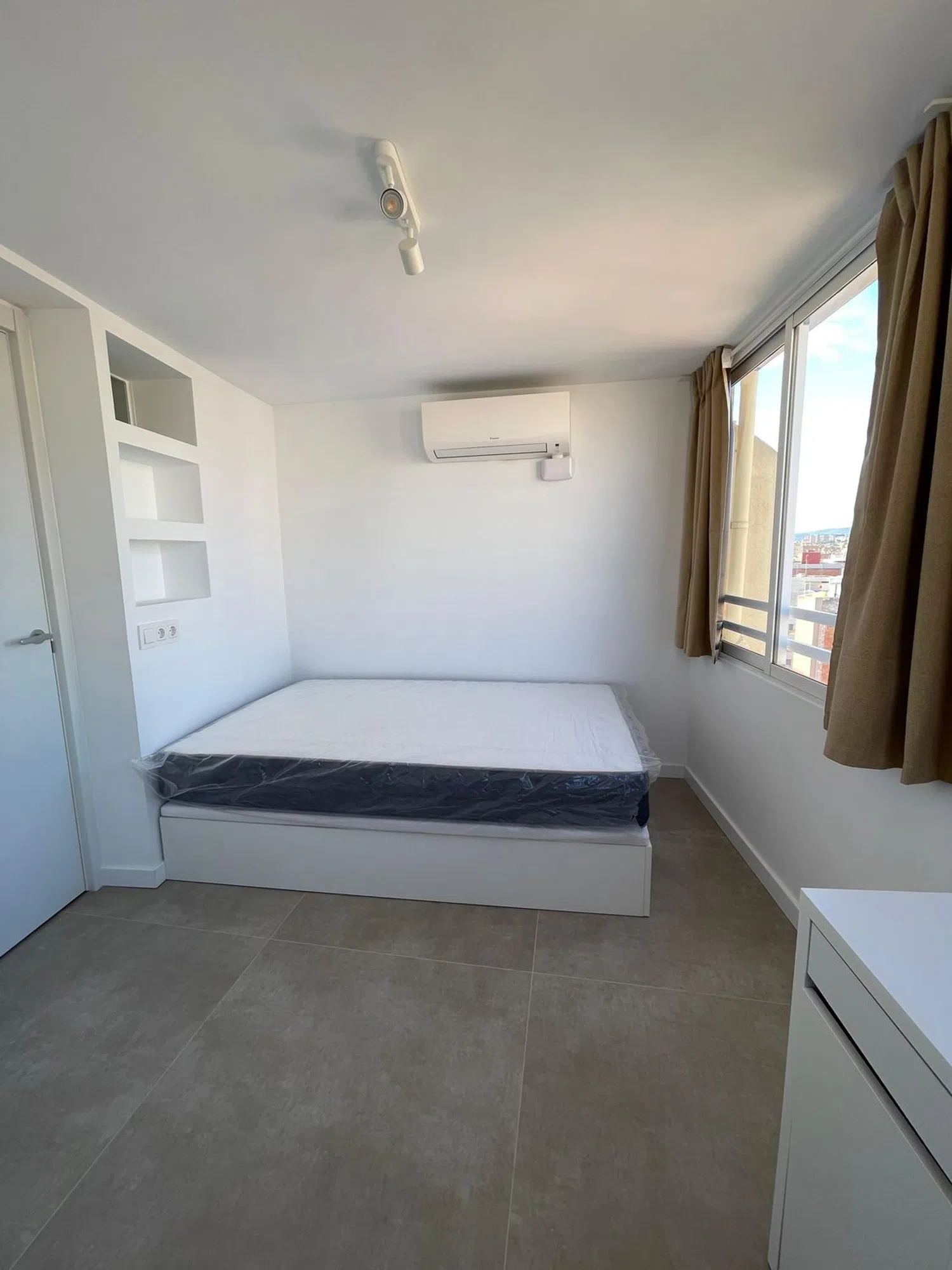 Piso en calle d'Enric Prat de la Riba, 201 - Foto 8