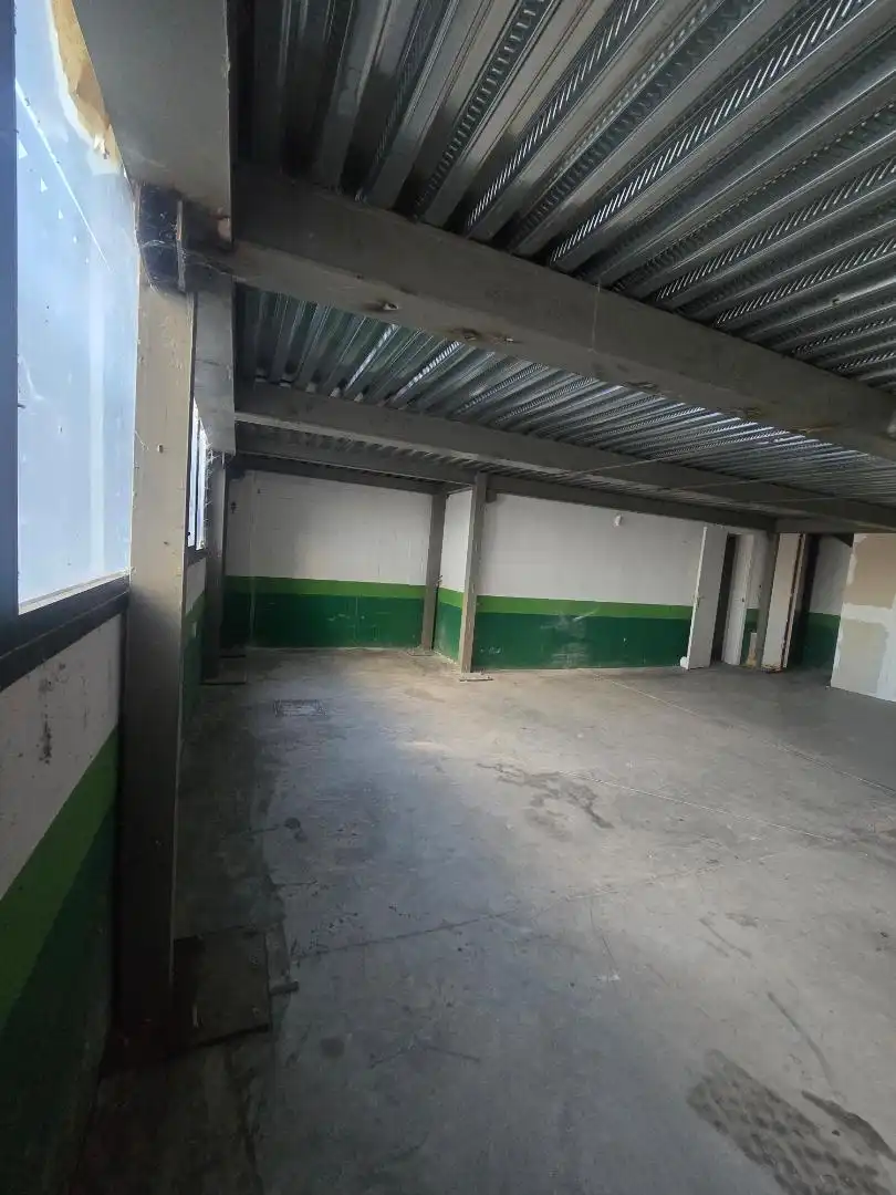 Local comercial en  Calle Juan Huarte de San Juan 15 - Foto 7