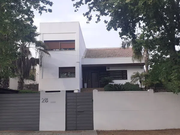 Casa o chalet independiente en Avenida de la Arruzafa s/n - Foto 1