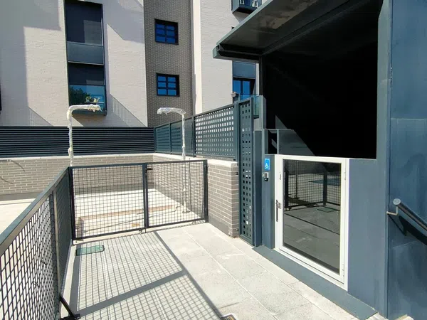 Dúplex en Avenida de los Pirineos - Foto 12