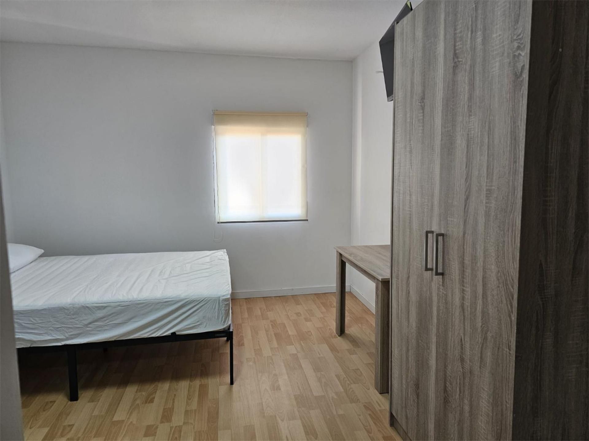 Estudio en  Calle Miguel Caballero 12 - Foto 2