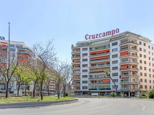 Piso en Barrio Plaza de Cuba - República Argentina - Foto 1