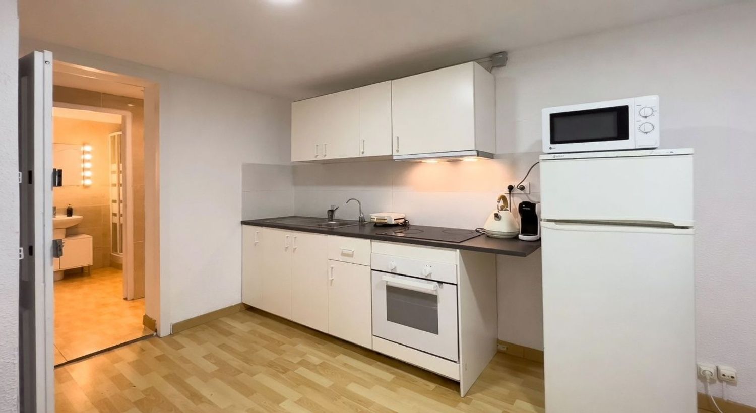 Piso en calle de Ferran, 17 - Foto 2