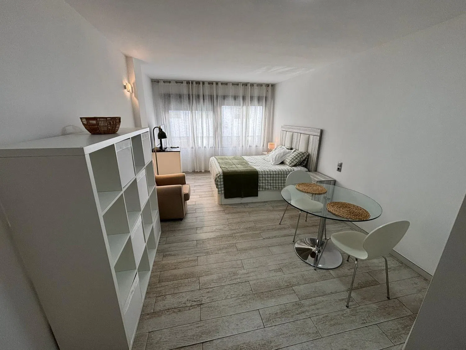 Estudio en calle de Don Juan de Austria, 4 - Foto 1