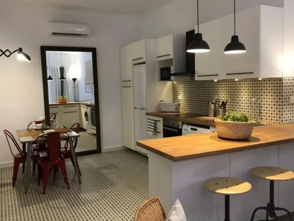 Piso en calle de Lluçà, 22