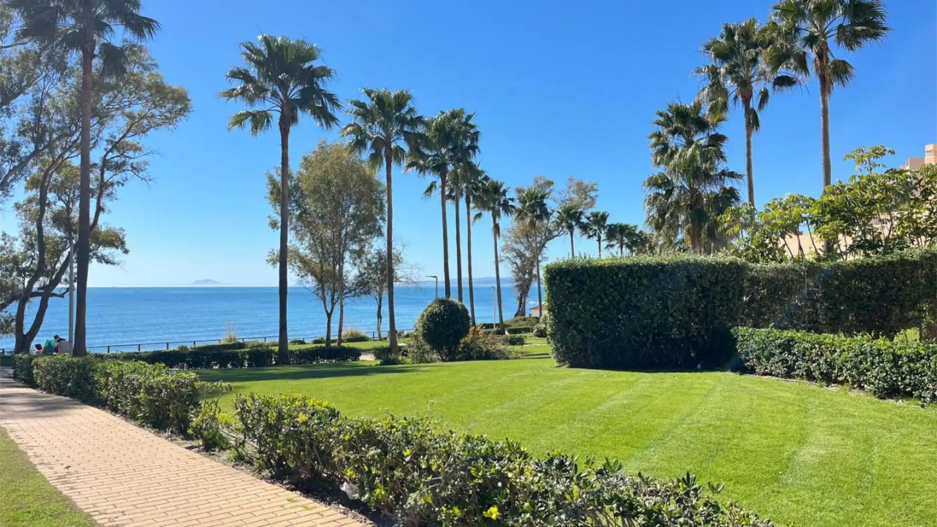 Piso en  Calle del Mare Nostrum 42 - Foto 33