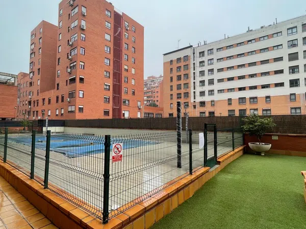 Piso en calle de Rafael Bergamín, 12