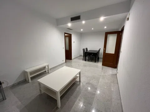 Piso en calle Camilo José Cela, 5