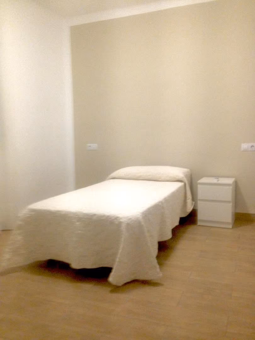 Piso en  Calle Maestro Priego López 15 - Foto 8