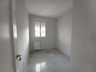 Piso en  Calle Julio Cienfuegos Linares 6 - Foto 8