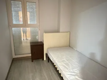 Estudio en  Carrer Santa Llúcia 3 - Foto 3