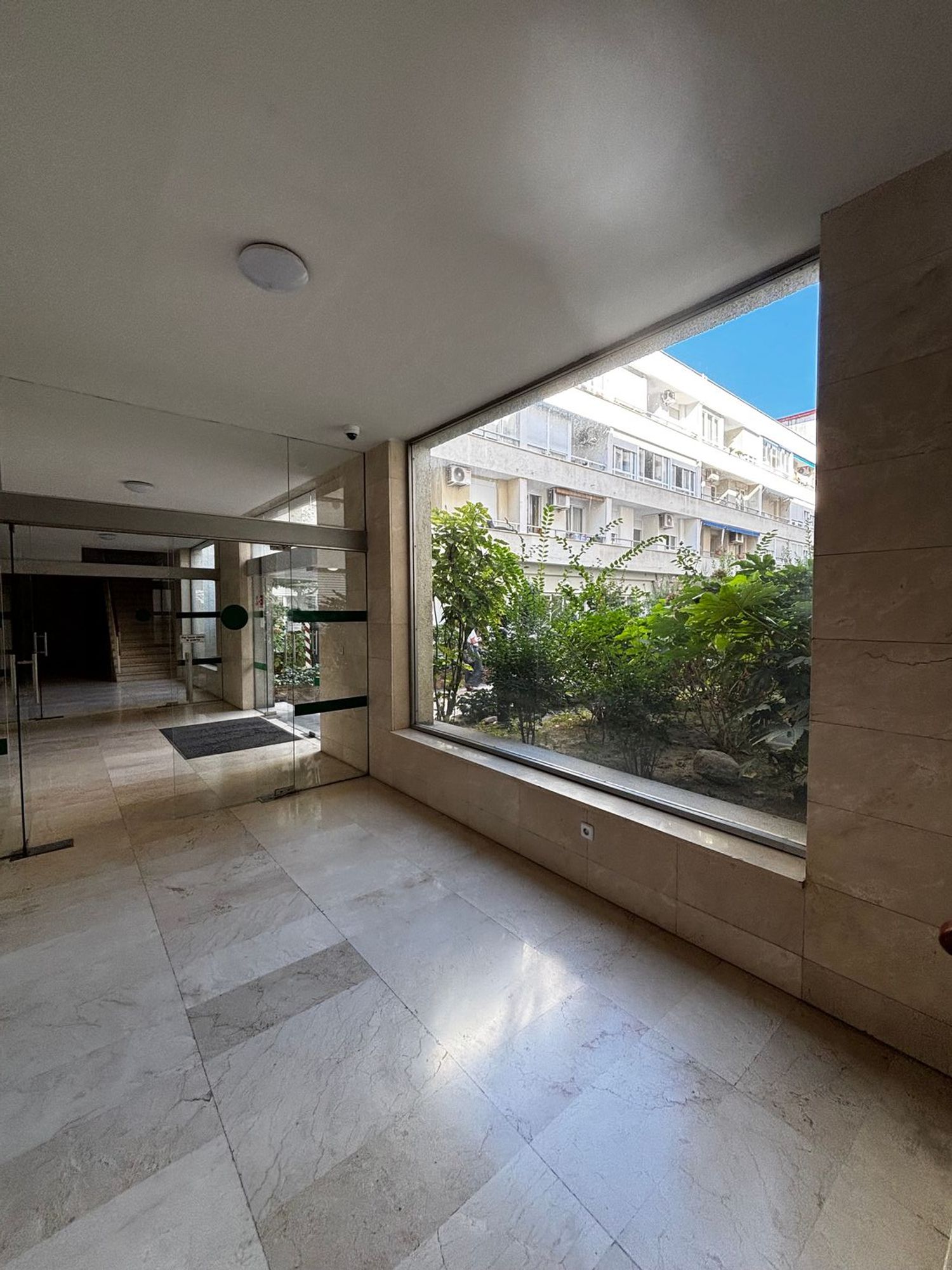 Piso en calle de Canillas, 5