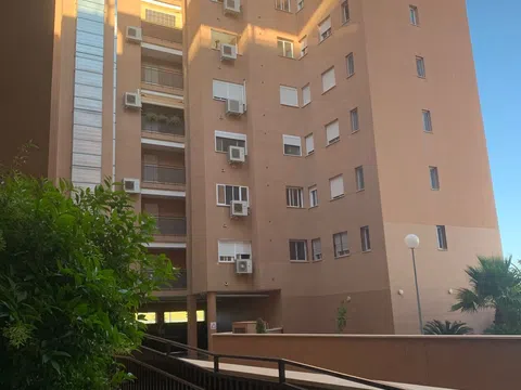 Piso en calle Profesor Manuel Clavero Arévalo, 8