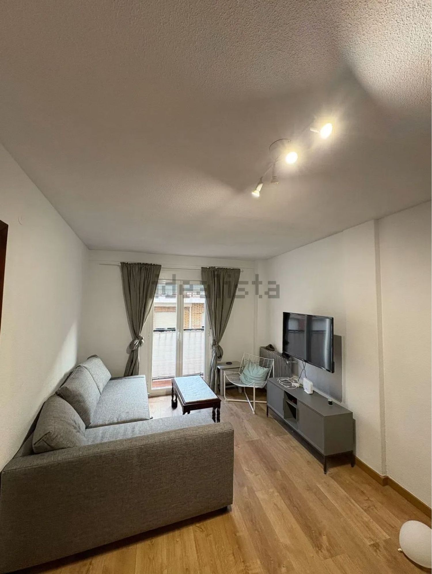 Piso en calle Ledesma, 5