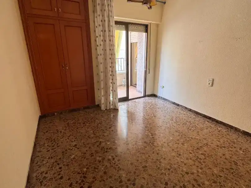 Piso en  Carrer José Grau Niñoles 20 - Foto 6
