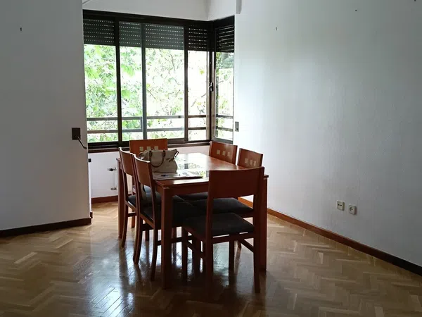 Piso en calle del Mirador de la Reina, 48