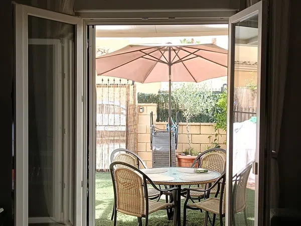 Chalet adosado en Calle Pico Maldito, 36, Los Balcones - Los Altos del Edén - Foto 2