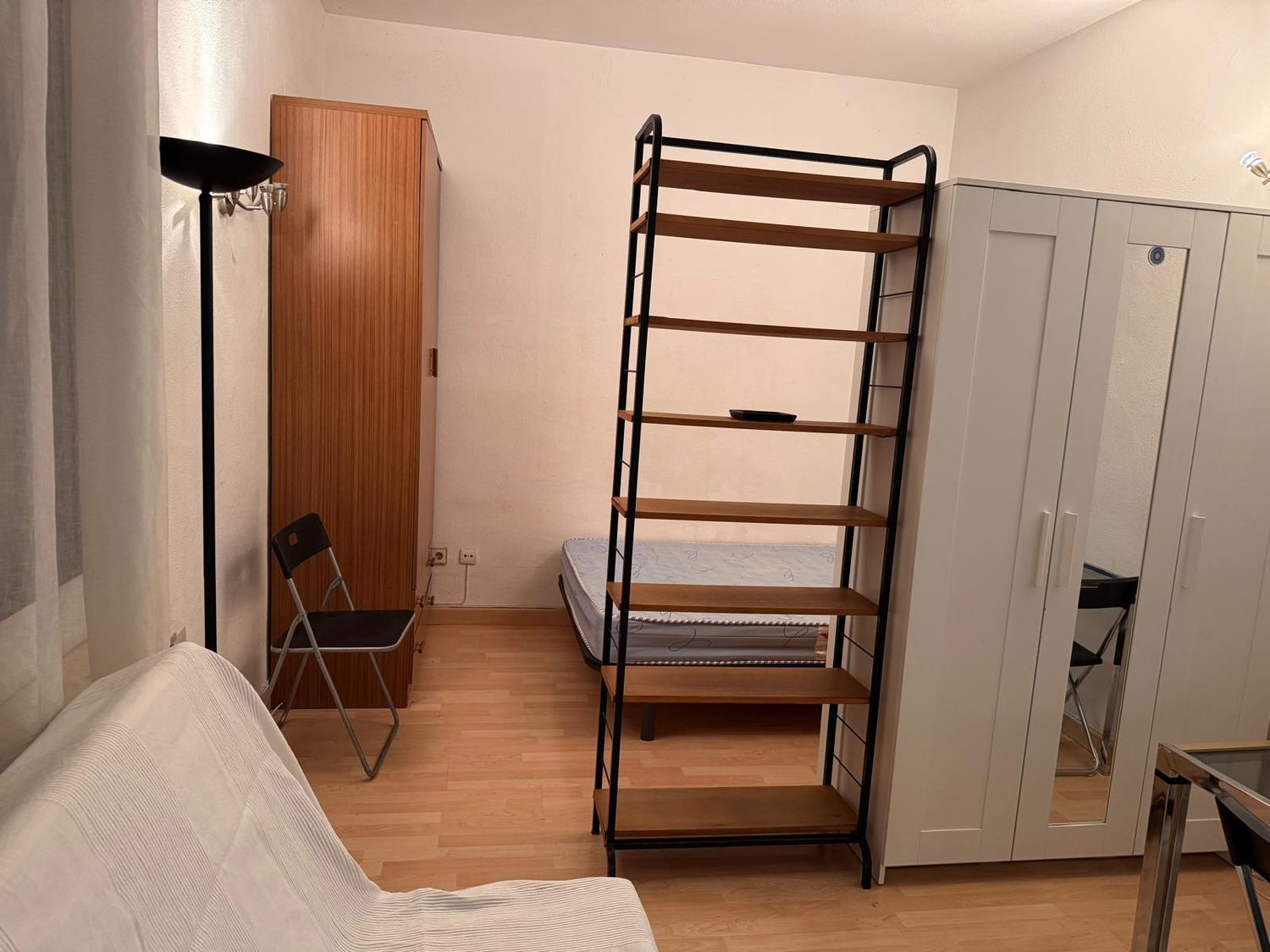 Estudio en calle del Tutor, 38 - Foto 3