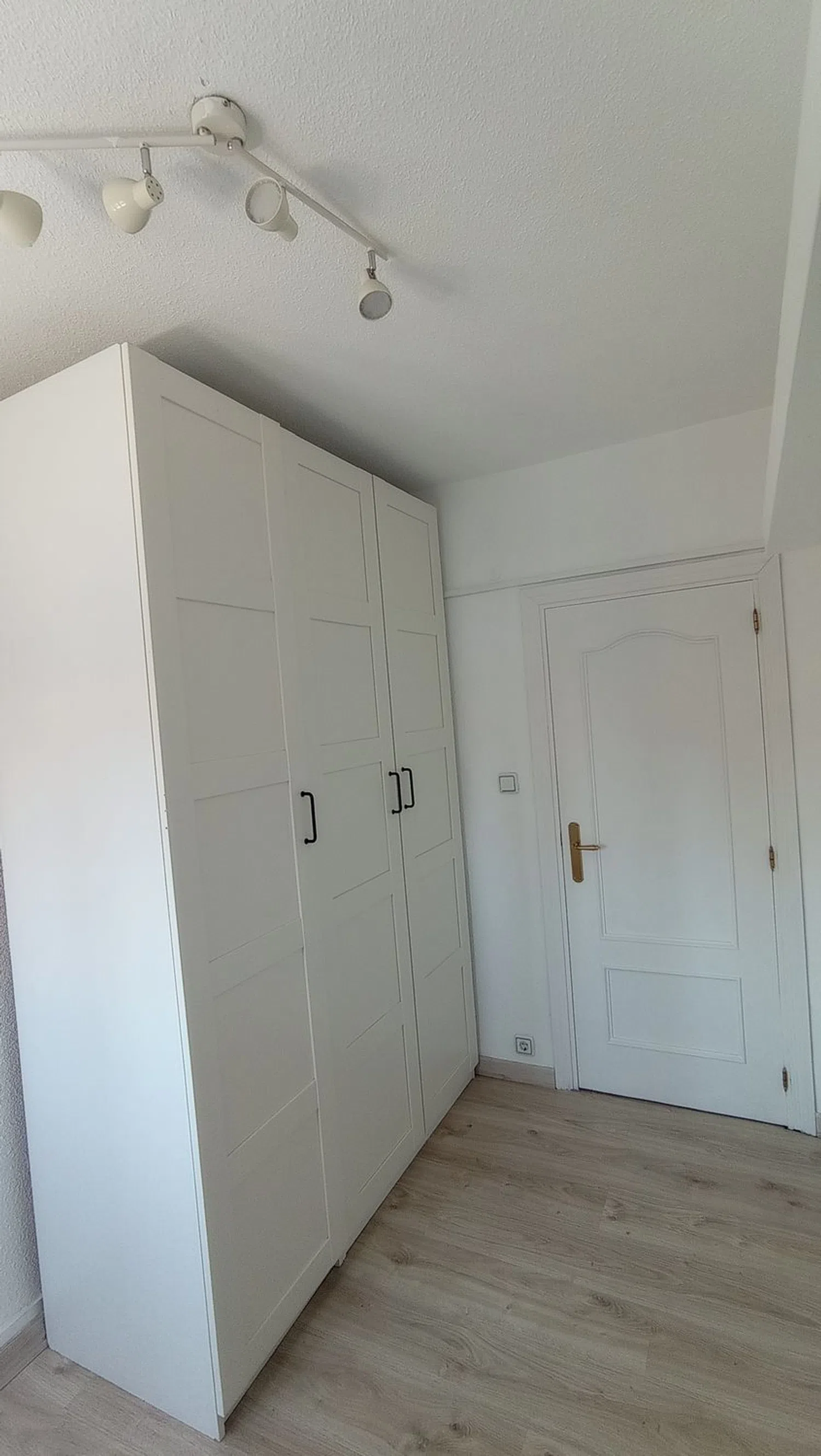 Piso en calle de Ramón Gómez de la Serna, 135 - Foto 9