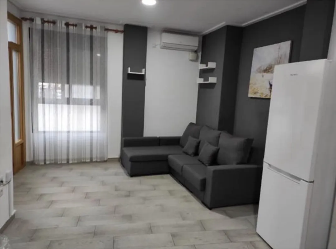 Planta baja en  Carrer de la Diagonal 36 - Foto 4