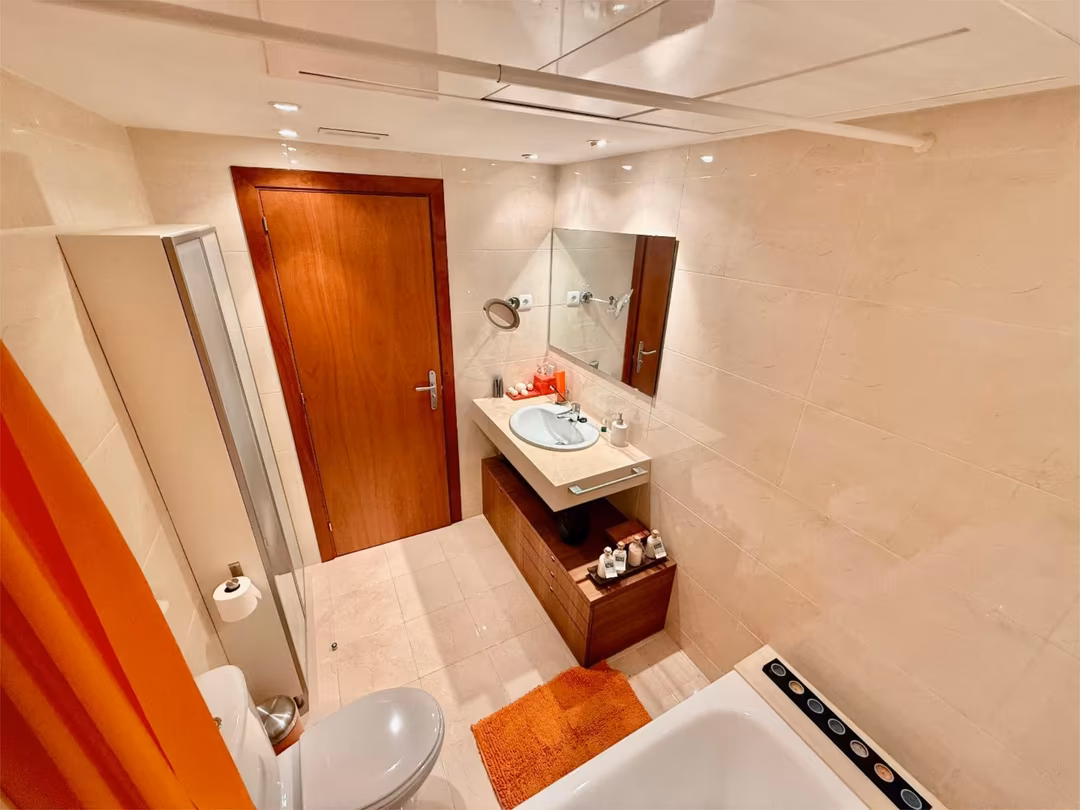 Piso en  Camí Antic de València 49 - Foto 27