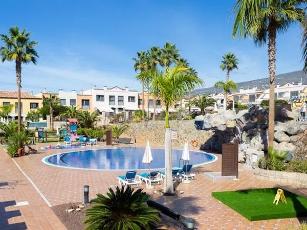 Chalet pareado en Calle la Enramada, 30, La Caleta - Foto 1