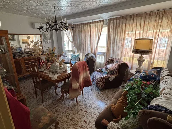 Chalet pareado en calle Vilafranquesa, 8 - Foto 1