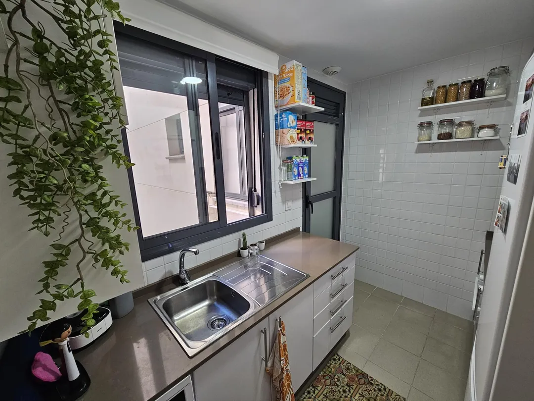 Piso en  Avenida Felipe González Márquez 4 - Foto 8