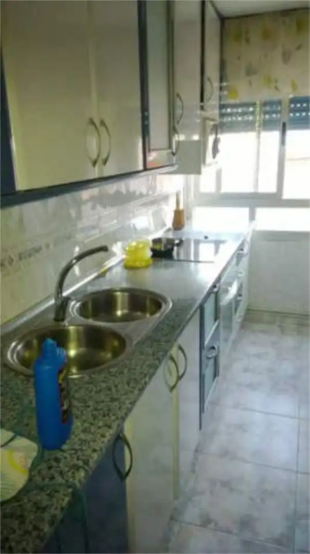 Piso en zona centro - Foto 2