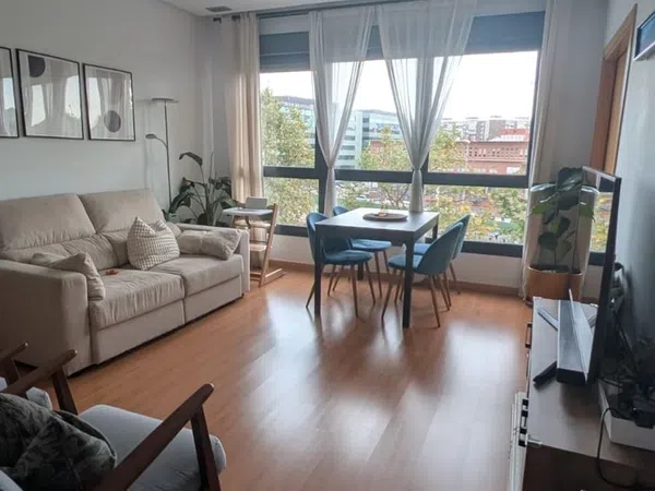 Piso en calle de Dulce Chacón, 23