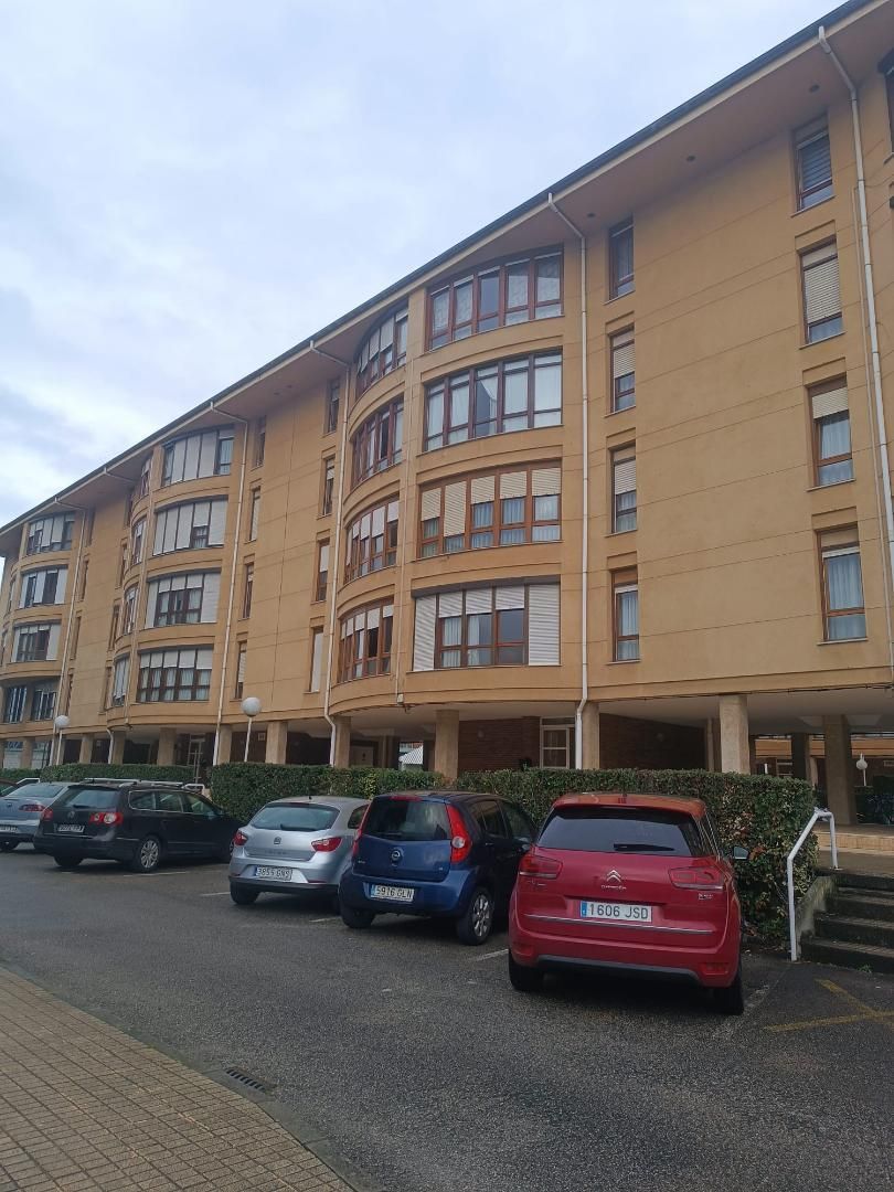 Piso en  Calle Manuel Pombo Angulo 12 - Foto 6