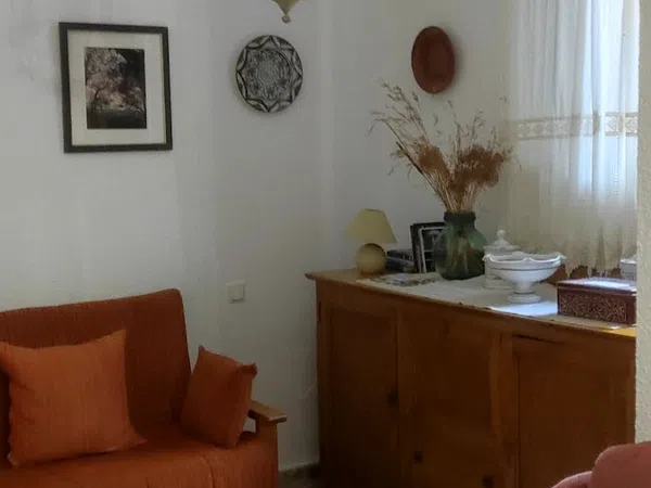 Chalet adosado en Avenida de Castilla y León, 8 - Foto 2