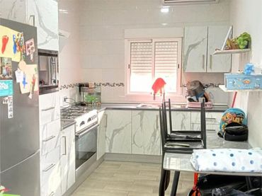 Apartamento en urbanización la hermandad - Foto 6
