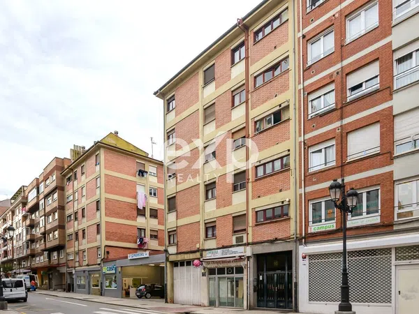 Piso en calle Benjamín Ortiz, 10 - Foto 2