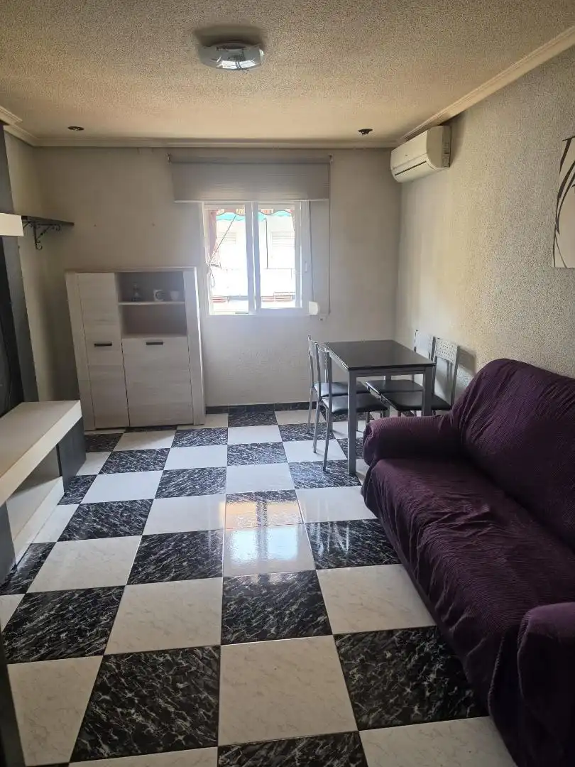 Piso en  Carrer Alausa 5 - Foto 4