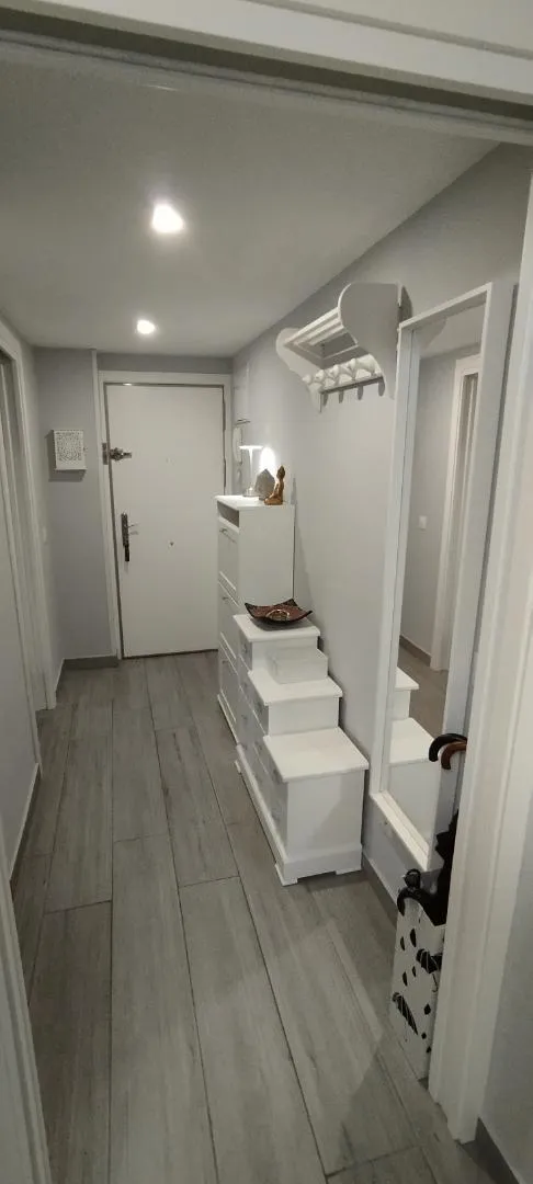 Piso en  Calle Reina Victoria 21 - Foto 2