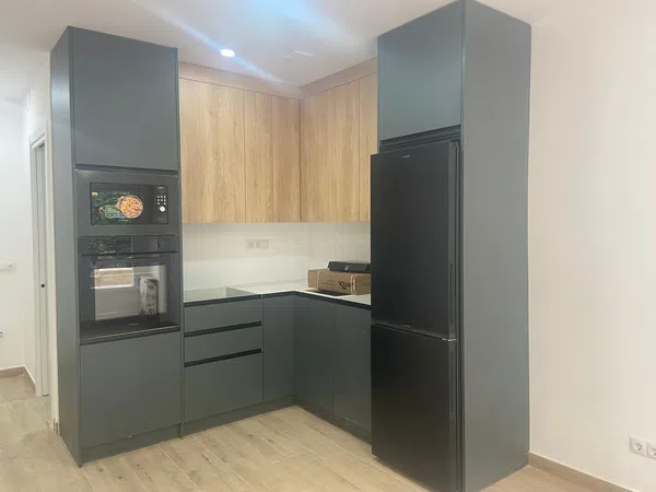 Piso en calle de Ramón Gómez de la Serna, 2 - Foto 1