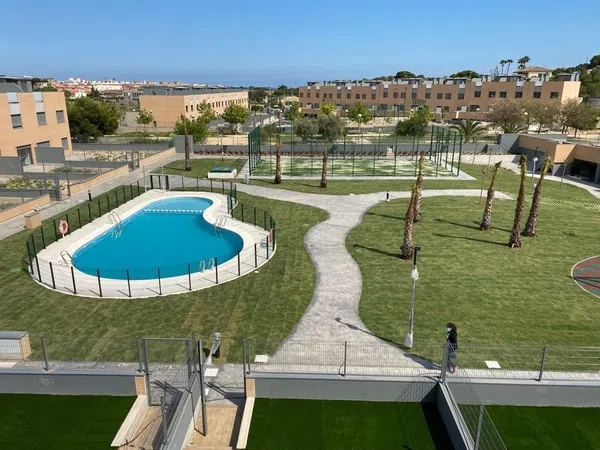 Chalet adosado en Avenida Alcalde Fernando Ripoll, 15 - Foto 1