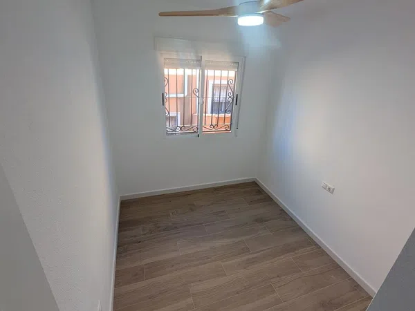 Chalet adosado en Calle Laguna de Fuentilleja, 514 - Foto 9
