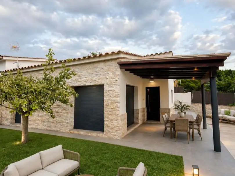 Chalet en  Carrer l'Olivera 6 - Foto 3