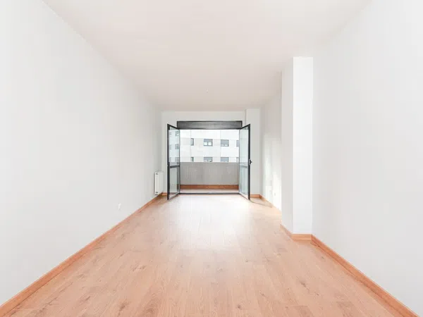 Piso en avenida Joan Miró - Foto 4