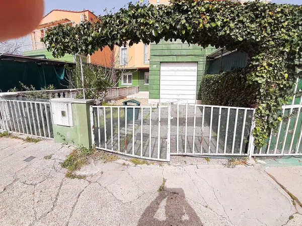 Chalet adosado en Avenida Valladolid, 29 - Foto 2