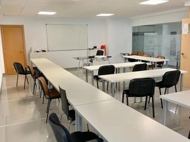 Local comercial en  Calle Mercedes Llopart 8 - Foto 19