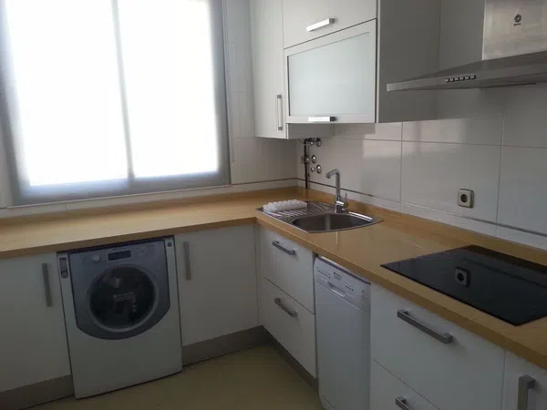 Piso en calle Hungría, 6