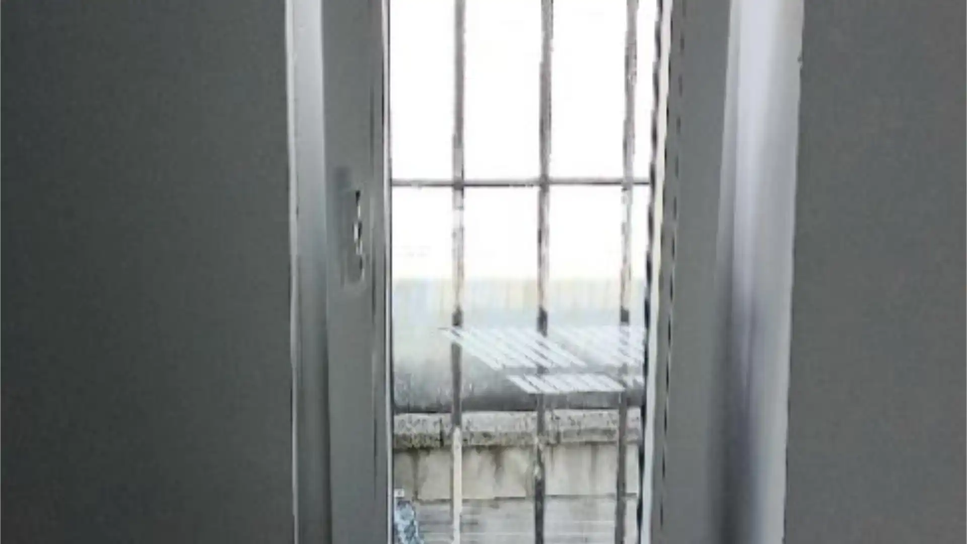 Piso en  Calle Calzada del Arroyo 6 - Foto 3