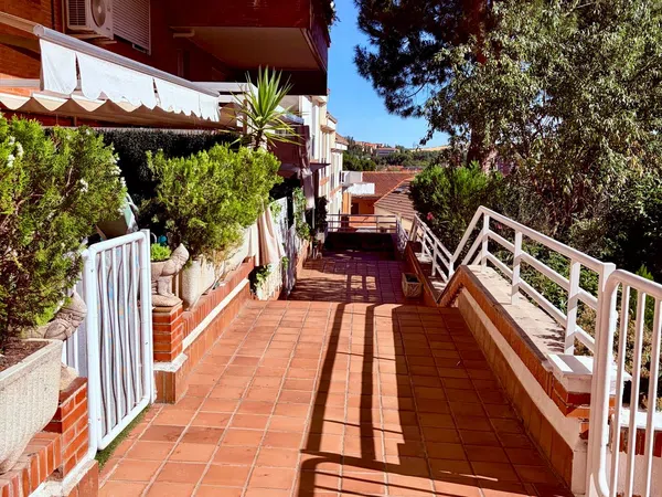 Chalet adosado en Algete - Foto 37