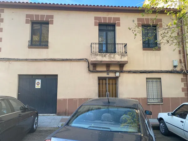 Casa o chalet independiente en Avenida La Libertad, 75 - Foto 1