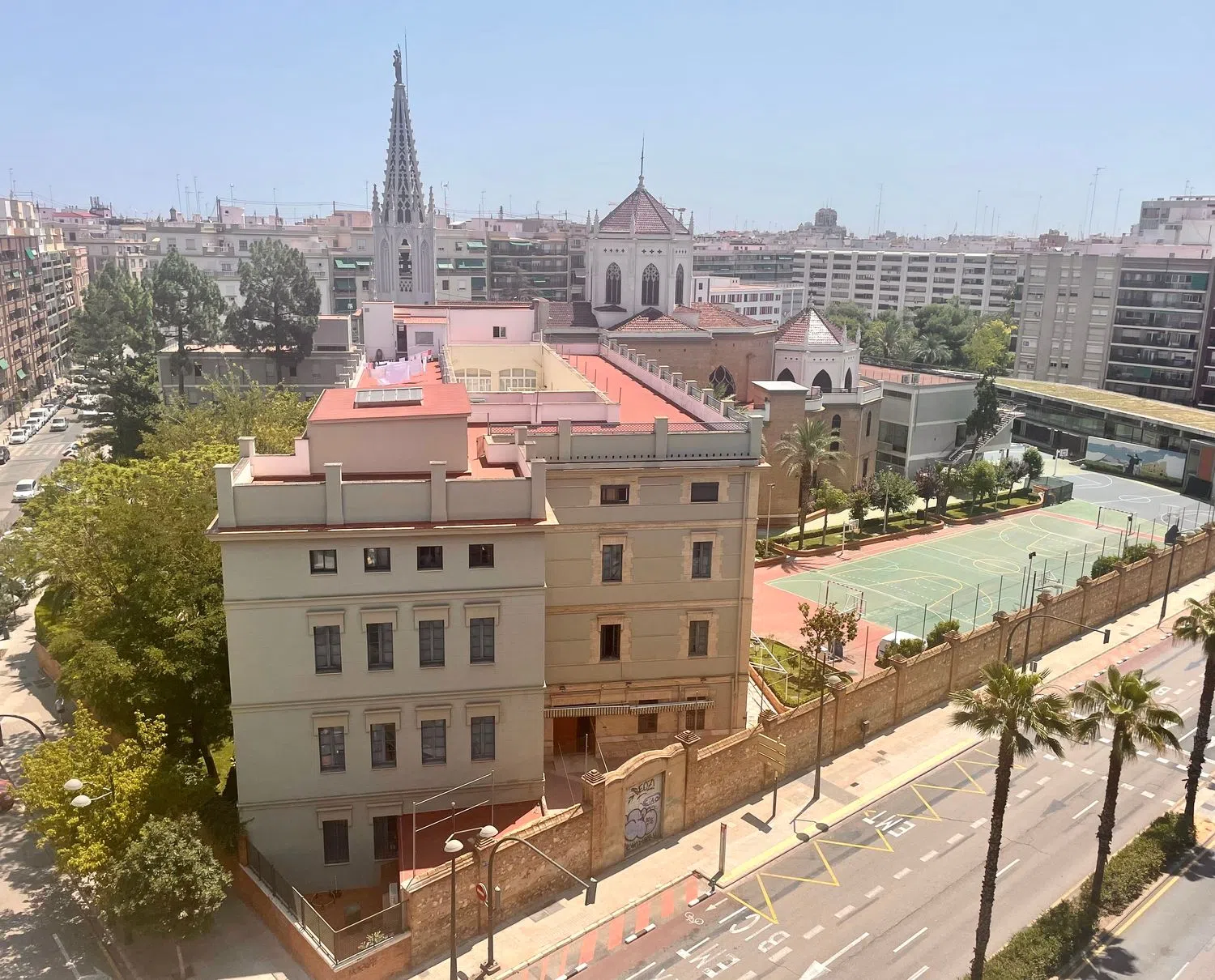 Piso en avenida de Pérez Galdós, 133 - Foto 1