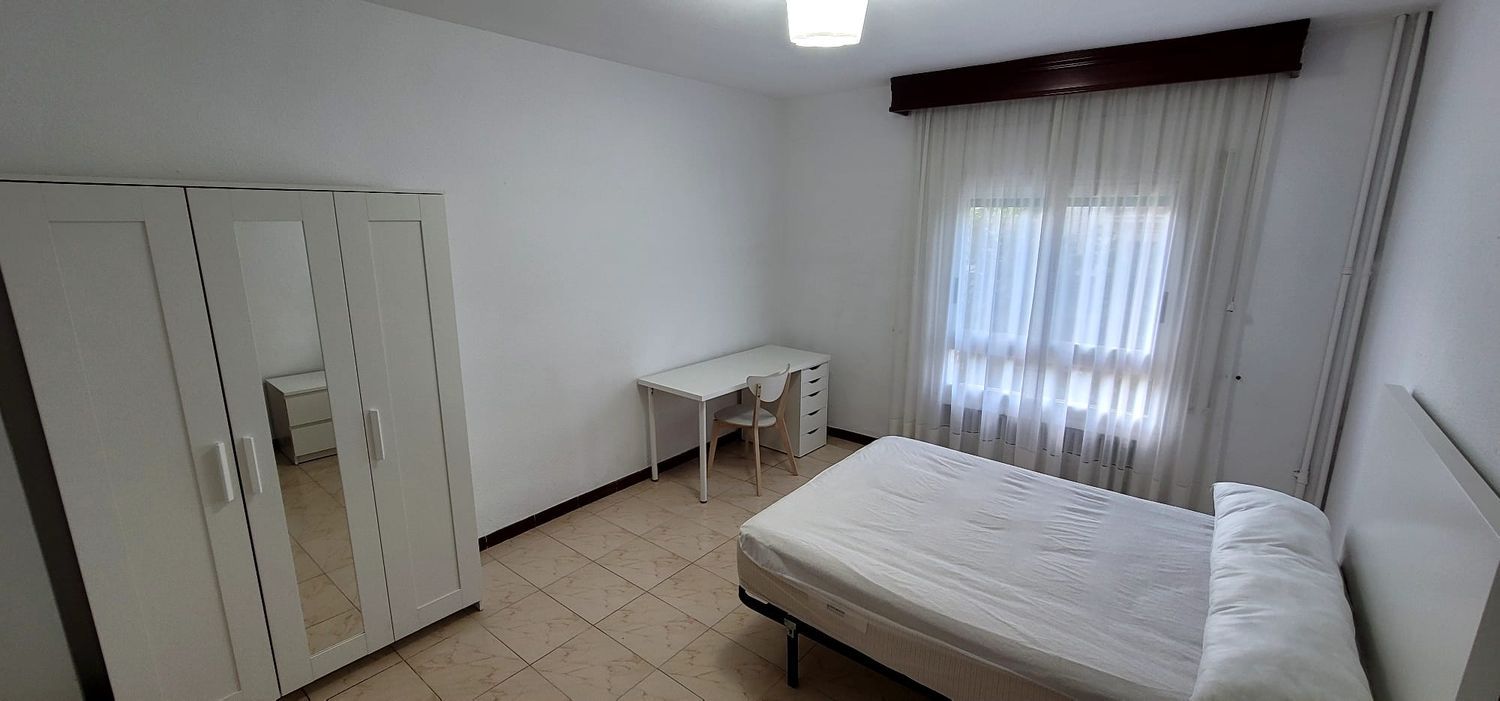 Piso en Plaza Concepción Arenal, 6, Centro - San Lorenzo, Centro - San Lorenzo - Foto 3